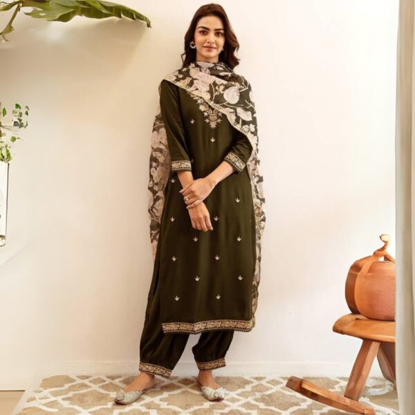 Women Viscose Rayon Kurta Salwar Dupatta Set