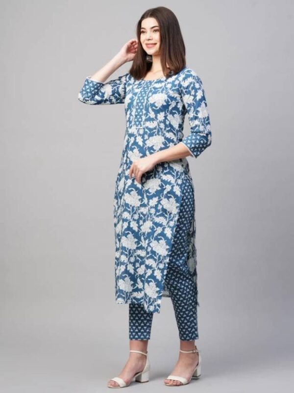 Women Viscose Rayon Kurta Pant Set - Image 4